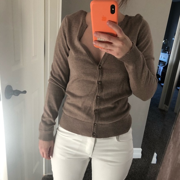 Cardigan - Picture 4 of 7